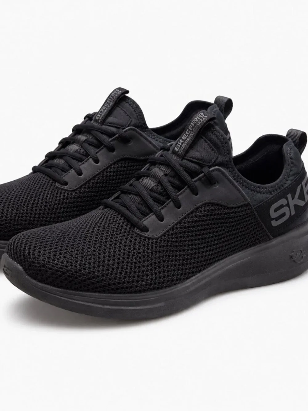 Skechers Men Size 12 Black Mesh Arch Fit Goga Mat Sneakers Iconic Gorpcore Y2K